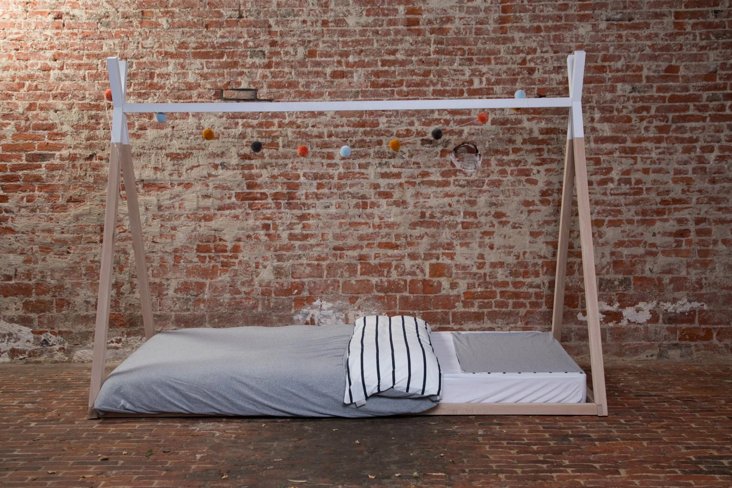 Childhome Cadres De Lit|Lits D'enfant Et De Bébé-Lit Tipi Junior - 90x200 Cm - Bois - Naturel Blanc