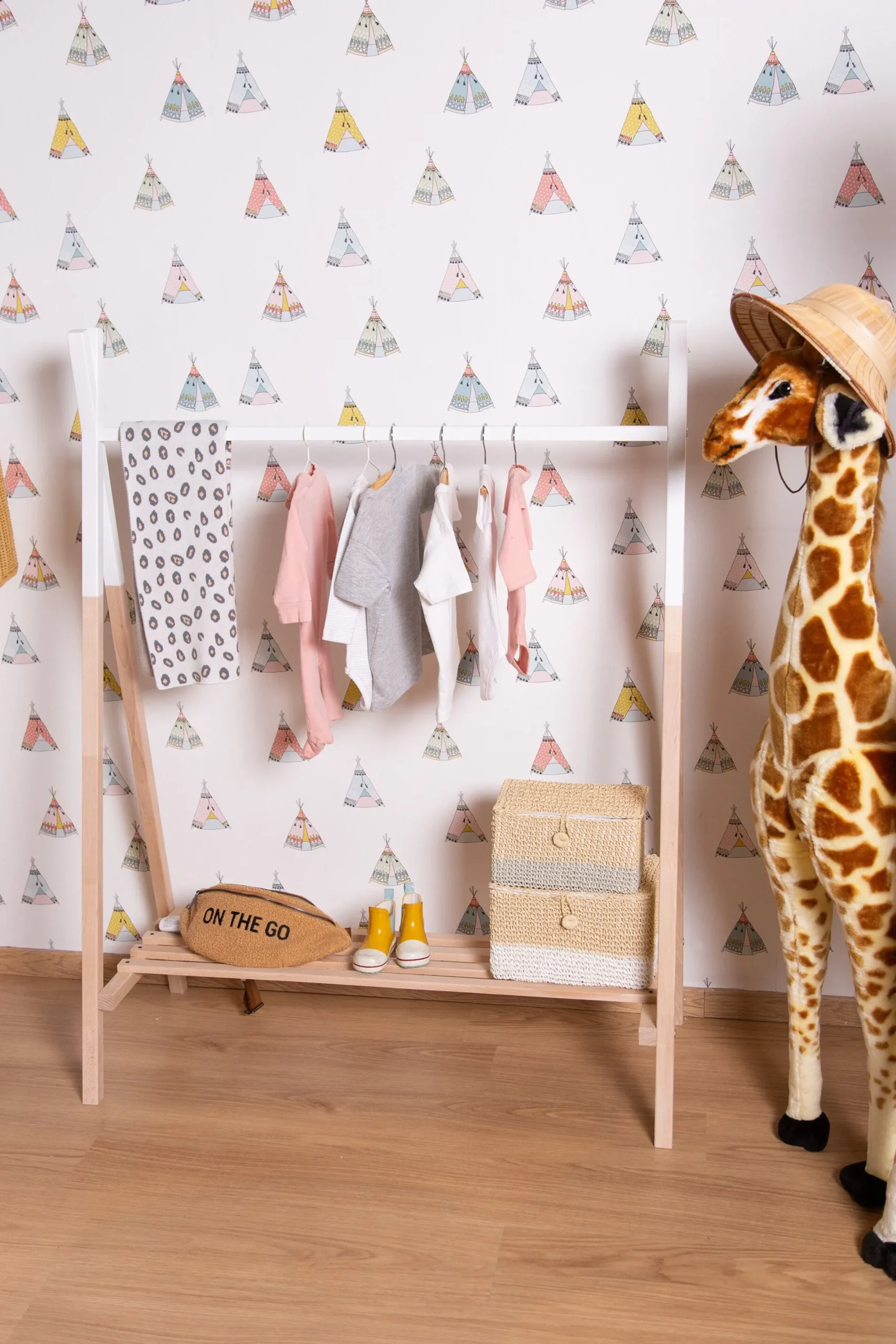 Childhome Cintres & Portes-vêtements|Tipi-Portemanteau Tipi naturel